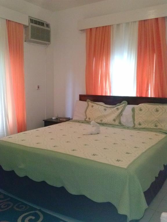 Executive Shaw Park Guest House Ocho Rios Exterior foto