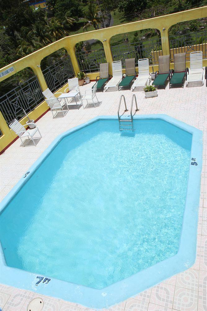 Executive Shaw Park Guest House Ocho Rios Exterior foto